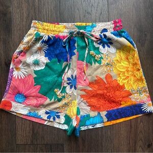 Jodifl Floral Women's Shorts